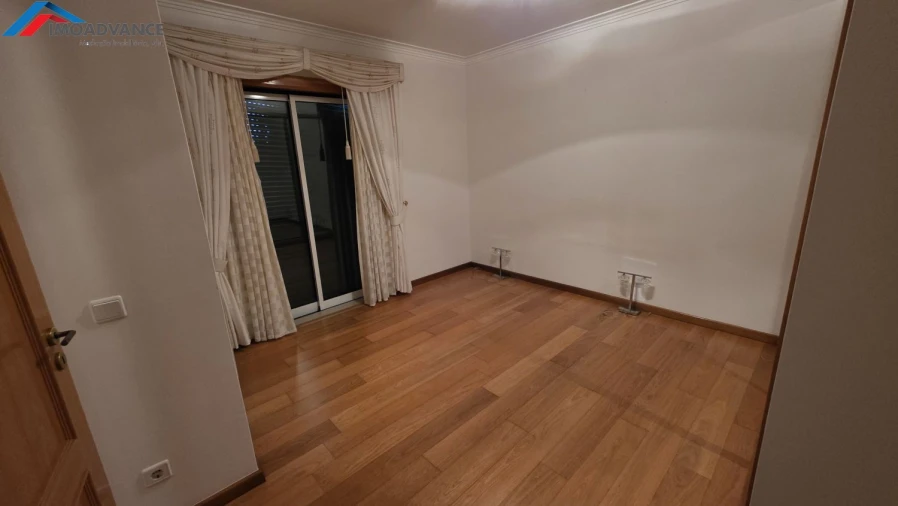 Apartamento T2 para Venda em Buarcos Foto 22