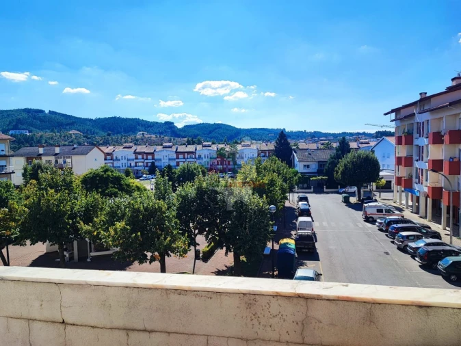 Apartamento T2 para Venda em Sertã Foto 2