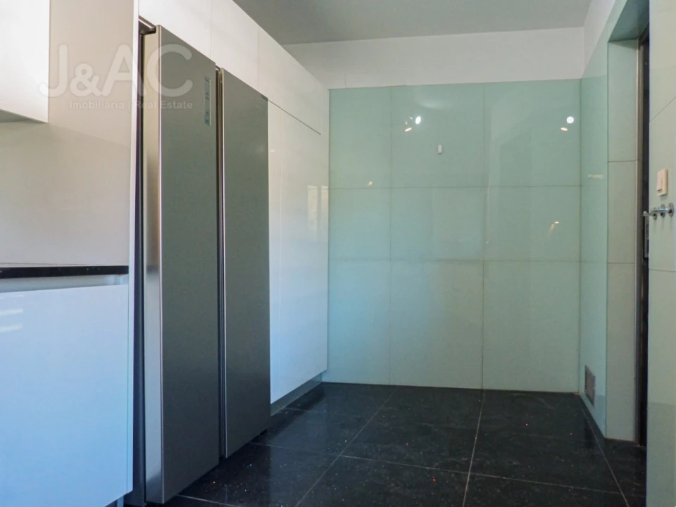 Apartamento T3 para Venda em Cascais e Estoril Foto 14