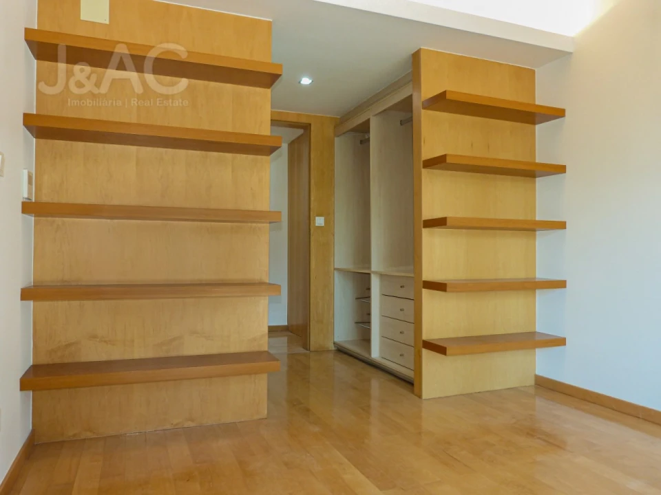 Apartamento T3 para Venda em Cascais e Estoril Foto 23