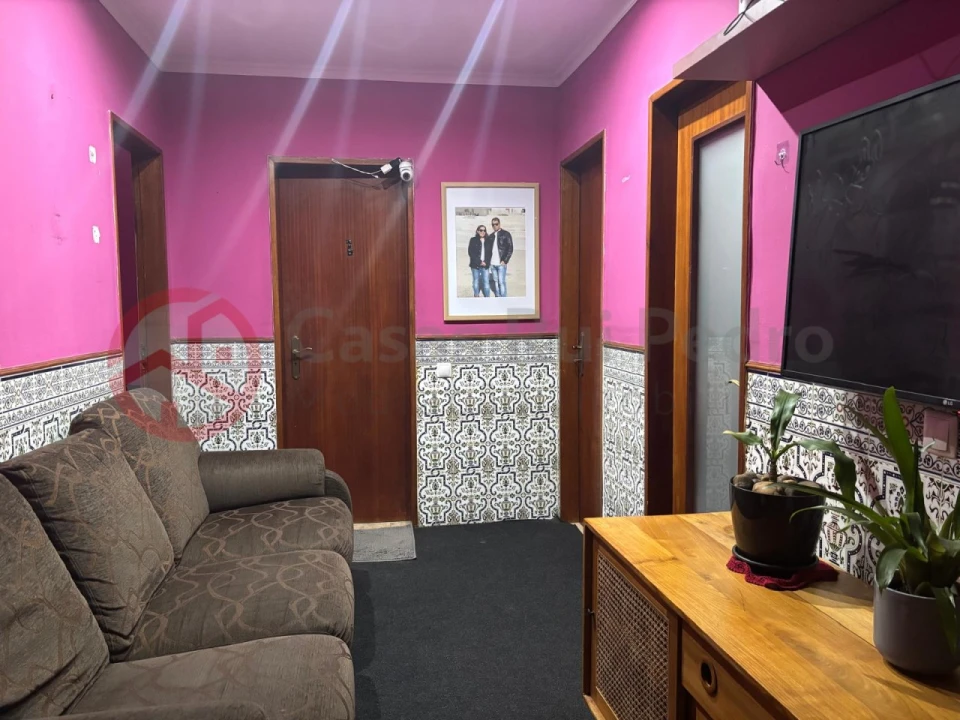 Apartamento T3 para Venda em Laranjeiro e Feijó Foto 4