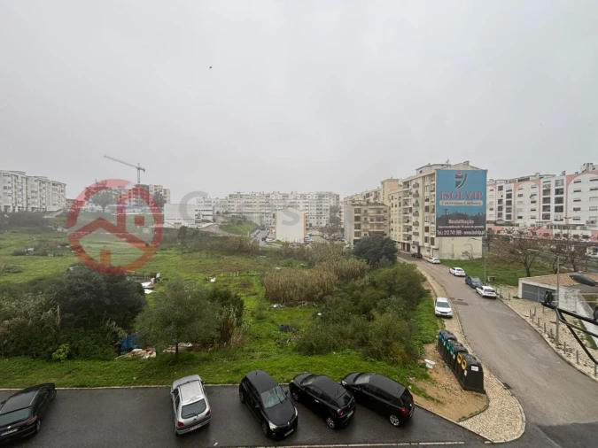 Apartamento T3 para Venda em Laranjeiro e Feijó Foto 1