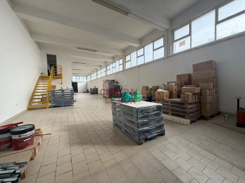 Armazém para Arrendamento em Alhandra, São João dos Montes e Calhandriz Foto 7