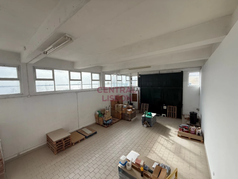 Armazém para Arrendamento em Alhandra, São João dos Montes e Calhandriz Foto 9