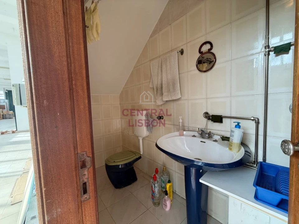 Armazém para Arrendamento em Alhandra, São João dos Montes e Calhandriz Foto 17