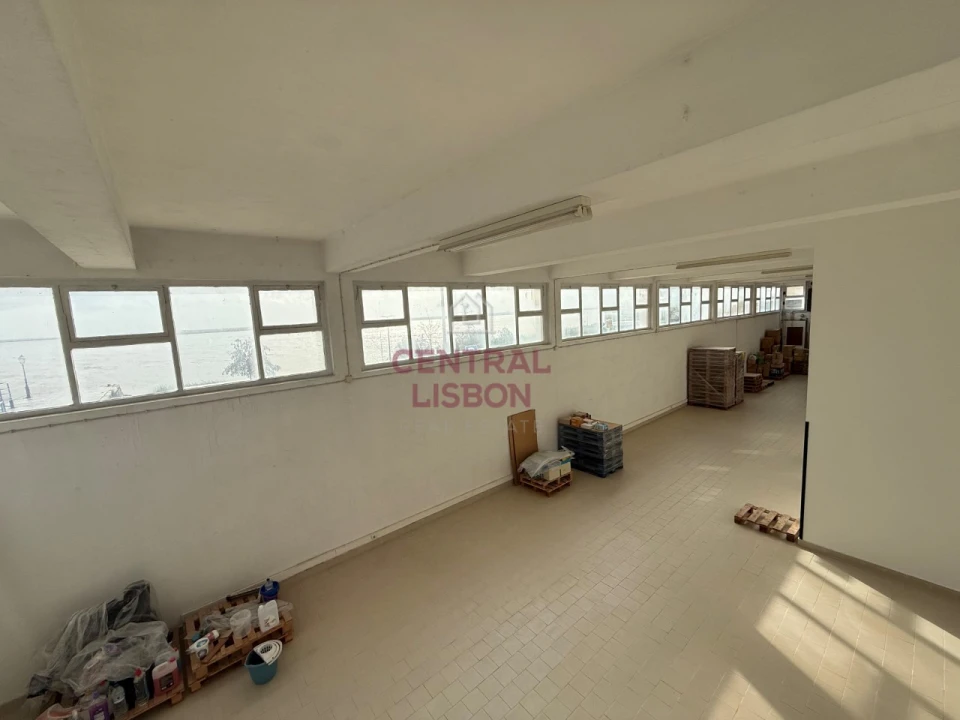 Armazém para Arrendamento em Alhandra, São João dos Montes e Calhandriz Foto 18