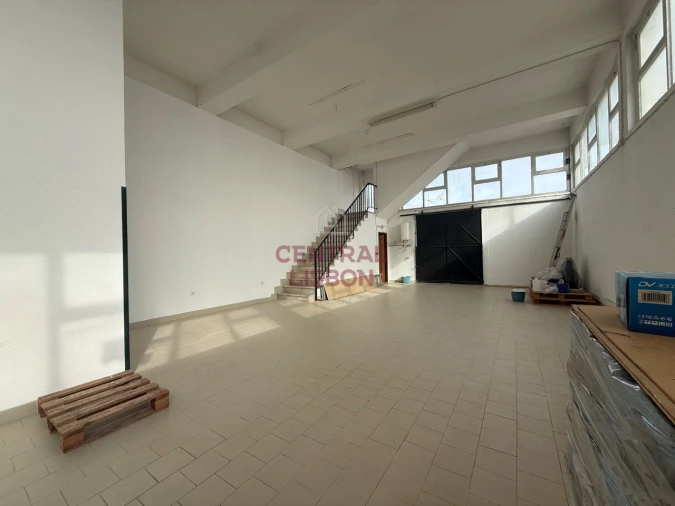 Armazém para Arrendamento em Alhandra, São João dos Montes e Calhandriz Foto 15