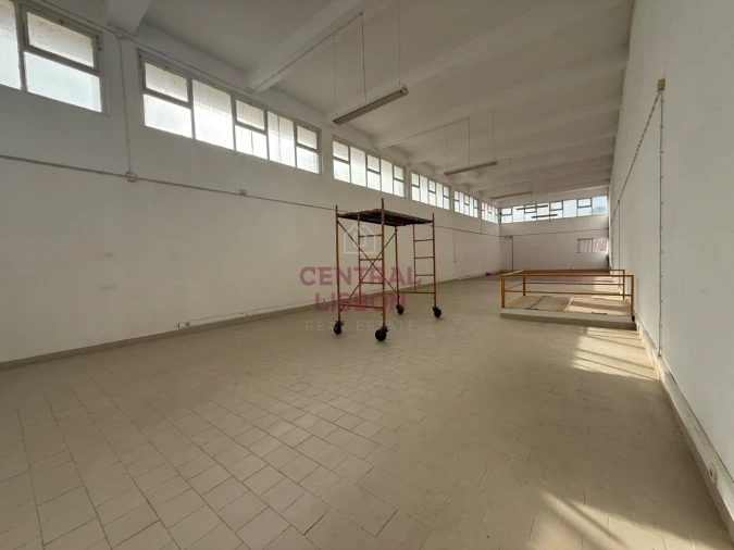 Armazém para Arrendamento em Alhandra, São João dos Montes e Calhandriz Foto 20