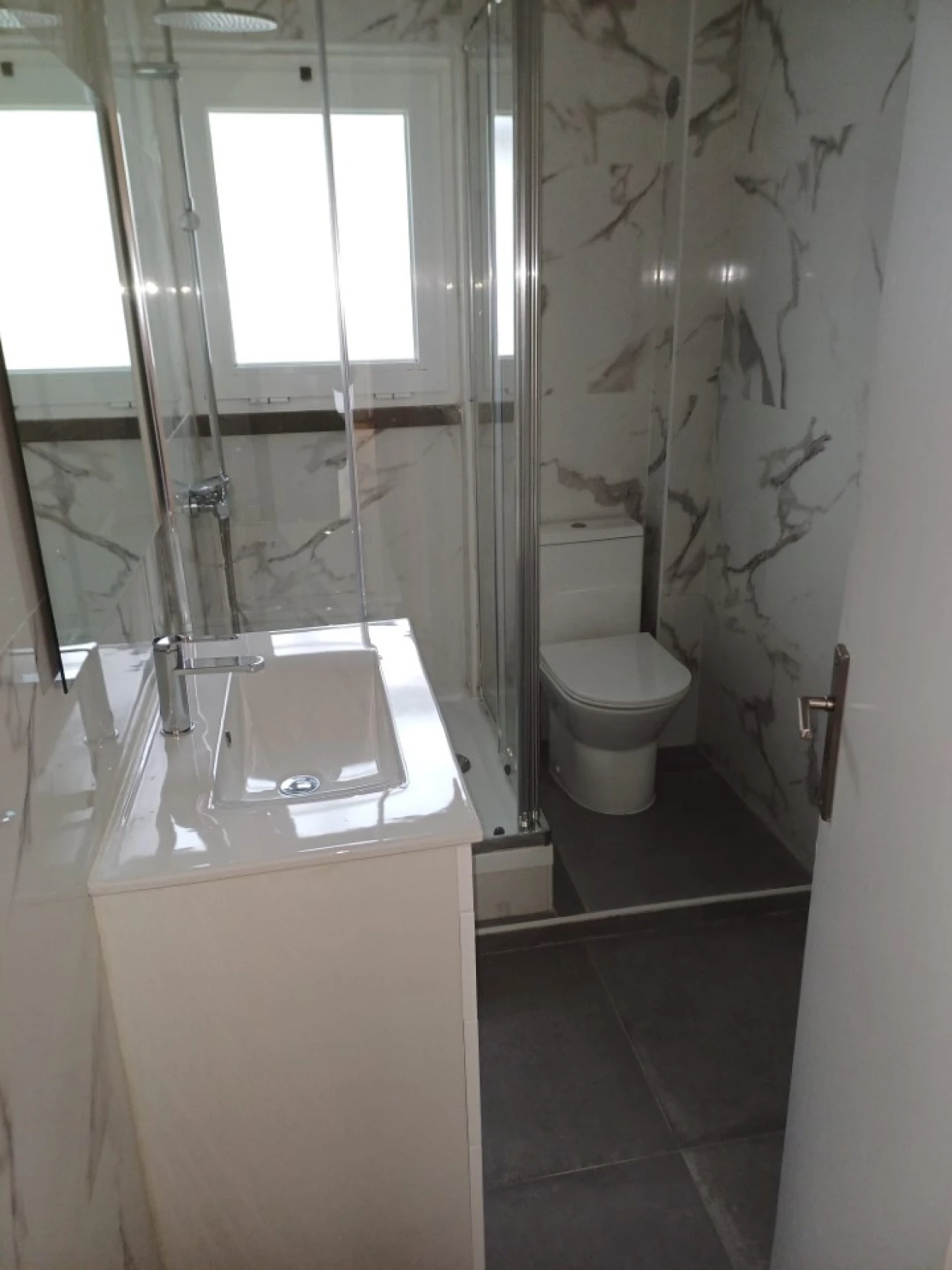 Apartamento T2 para Venda em Queluz e Belas Foto 4