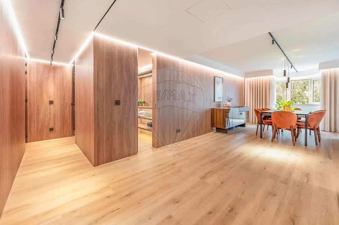 Apartamento T3 para Arrendamento em Arroios Foto 12