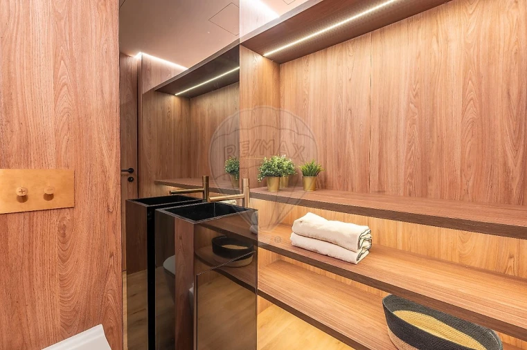 Apartamento T3 para Arrendamento em Arroios Foto 11