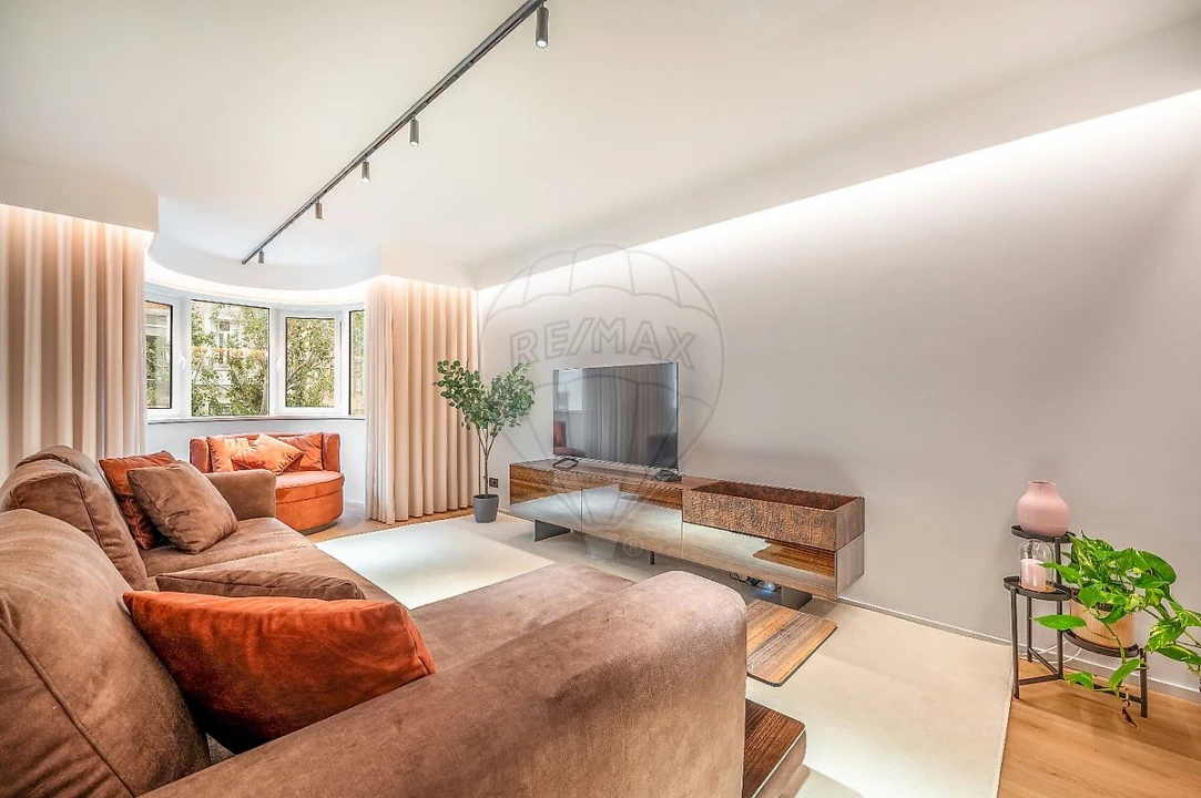 Apartamento T3 para Arrendamento em Arroios Foto 9