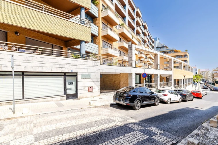 Garagem para Venda em Vila Franca de Xira Foto 5