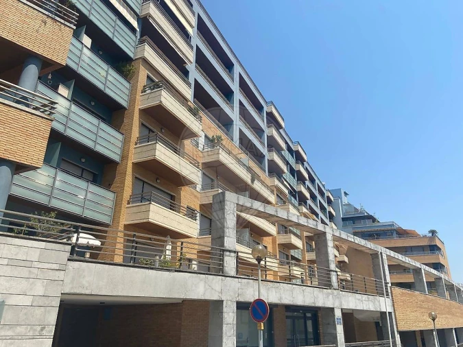 Garagem para Venda em Vila Franca de Xira Foto 3