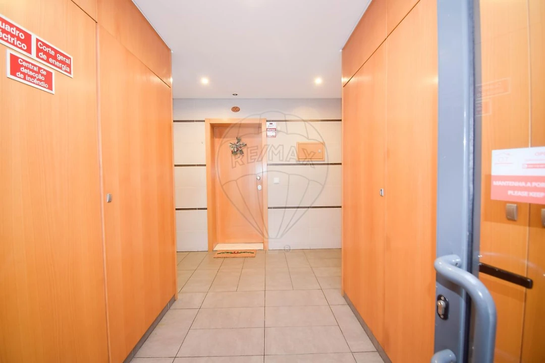 Apartamento T2 para Venda em Odivelas Foto 4