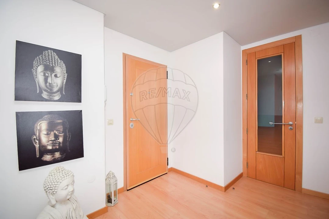 Apartamento T2 para Venda em Odivelas Foto 22