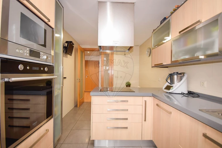 Apartamento T2 para Venda em Odivelas Foto 17