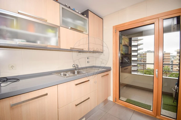 Apartamento T2 para Venda em Odivelas Foto 15