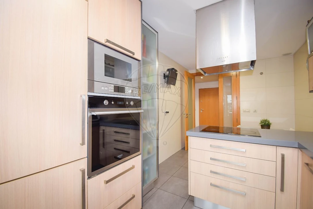 Apartamento T2 para Venda em Odivelas Foto 16