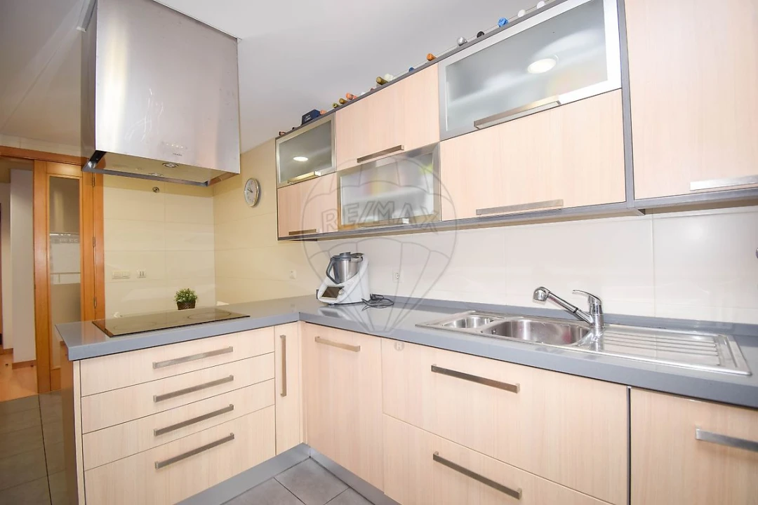 Apartamento T2 para Venda em Odivelas Foto 18