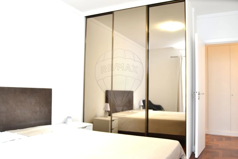 Apartamento T2 para Arrendamento em Benfica Foto 15