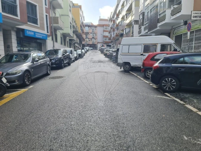 Garagem para Venda em Venteira Foto 11