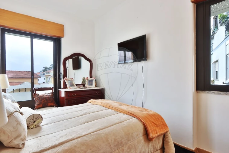 Apartamento T1 para Venda em Algueirão-Mem Martins Foto 11