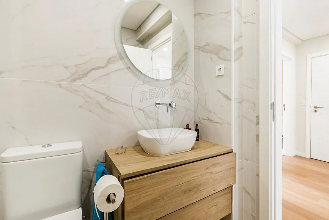 Apartamento T2 para Venda em Vialonga Foto 5