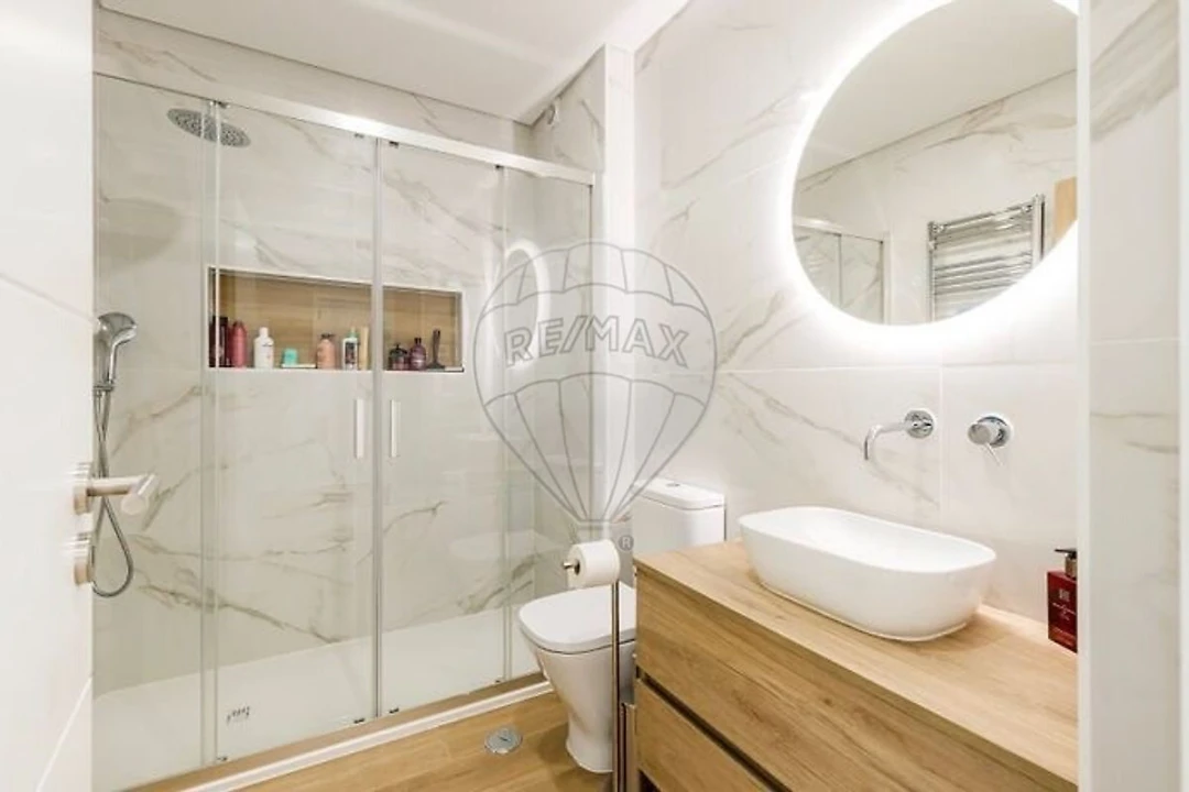 Apartamento T2 para Venda em Vialonga Foto 8