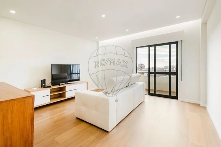 Apartamento T2 para Venda em Vialonga Foto 14