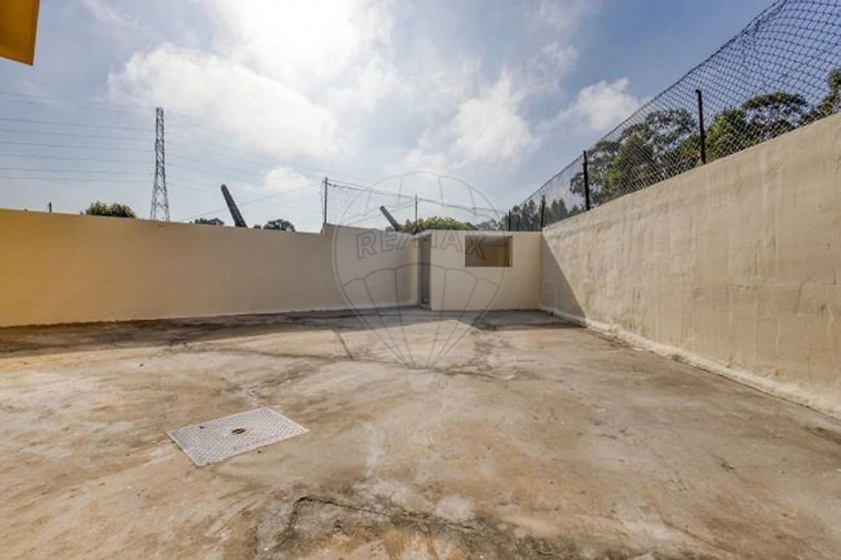 Moradia T3 para Venda em Serzedo e Perosinho Foto 5