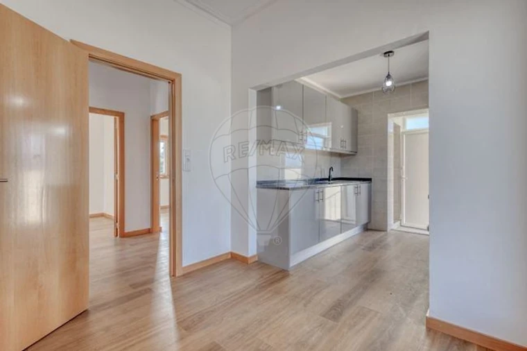 Moradia T3 para Venda em Serzedo e Perosinho Foto 6