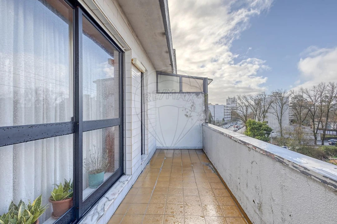 Apartamento T1 para Venda em Paranhos Foto 10