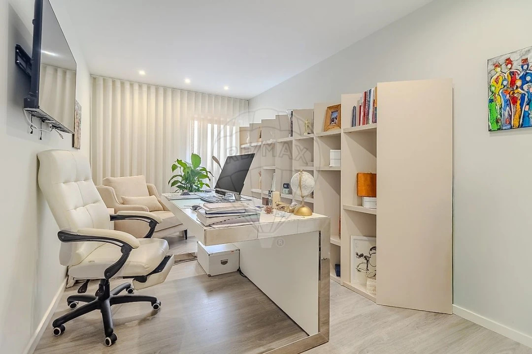 Apartamento T2 para Arrendamento em Fânzeres e São Pedro da Cova Foto 12