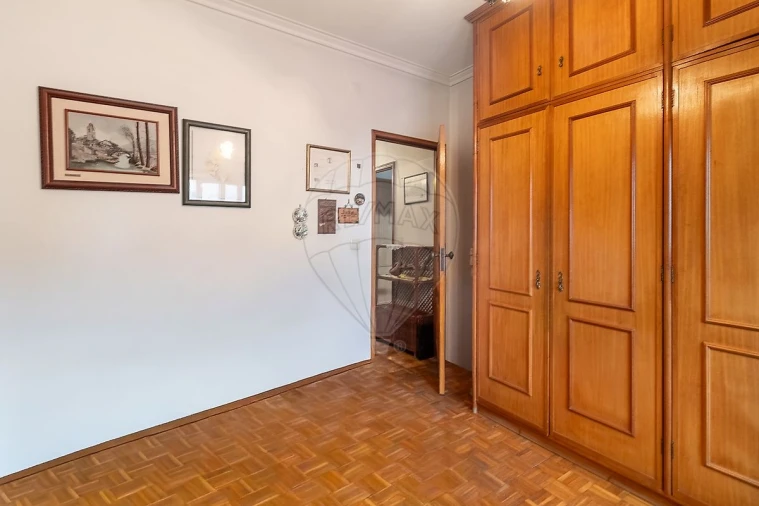 Moradia T3 para Venda em Pedroso e Seixezelo Foto 18