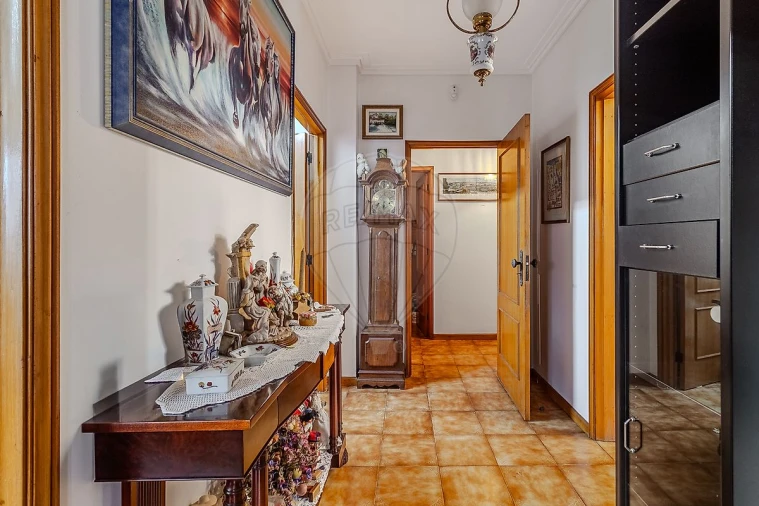 Moradia T3 para Venda em Pedroso e Seixezelo Foto 1