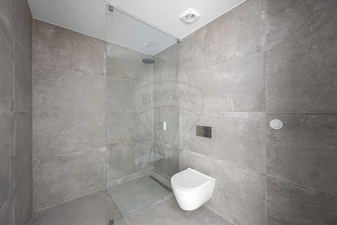 Moradia T4 para Venda em A dos Cunhados e Maceira Foto 19