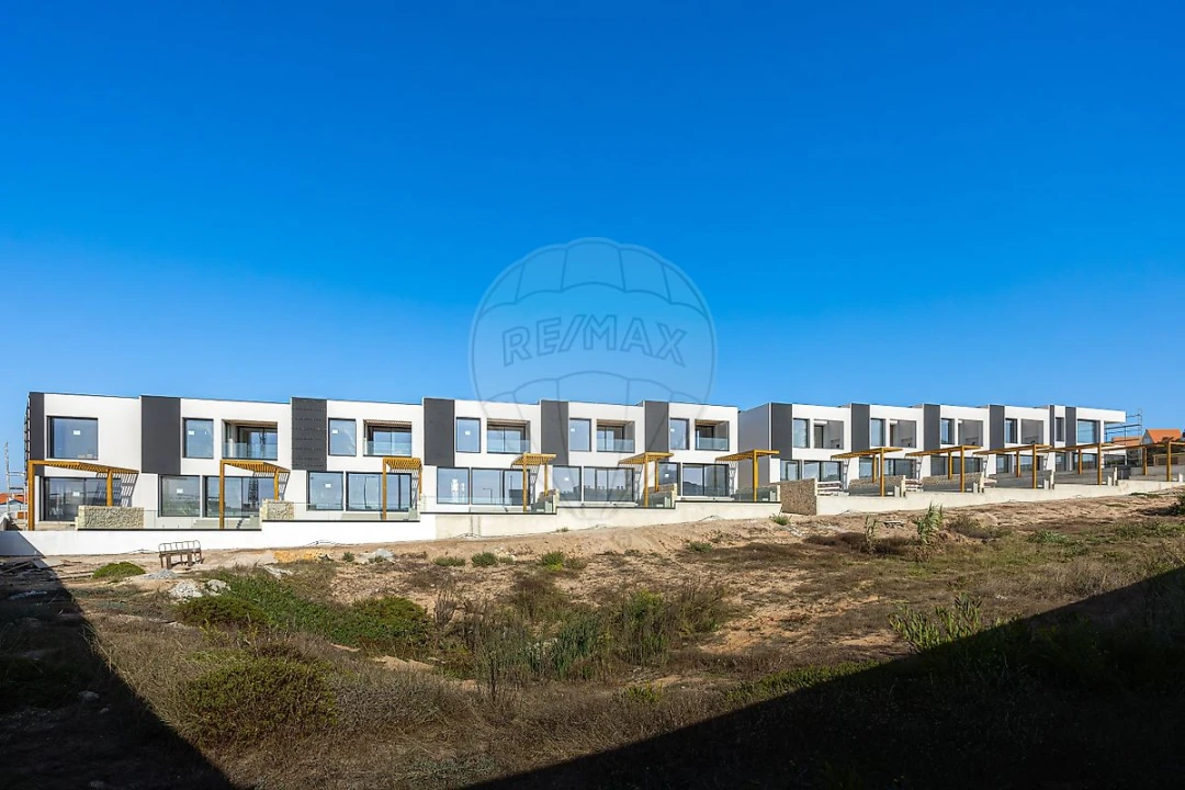 Moradia T4 para Venda em A dos Cunhados e Maceira Foto 22