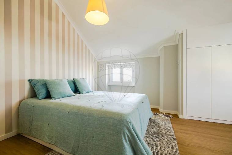 Apartamento T3 para Arrendamento em Carcavelos e Parede Foto 14