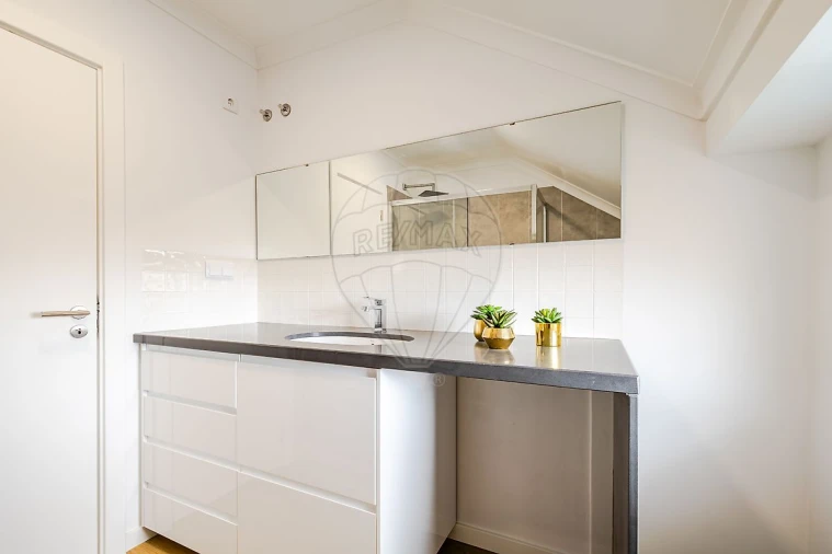 Apartamento T3 para Arrendamento em Carcavelos e Parede Foto 32