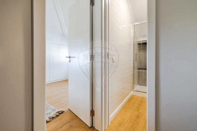 Apartamento T3 para Arrendamento em Carcavelos e Parede Foto 19