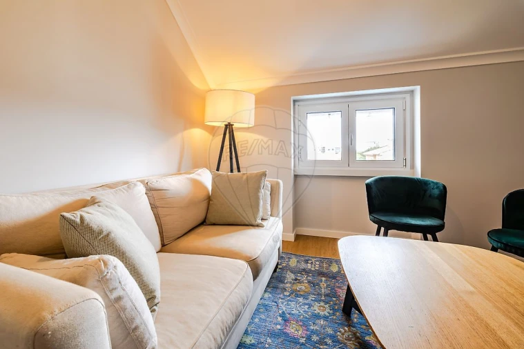 Apartamento T3 para Arrendamento em Carcavelos e Parede Foto 3