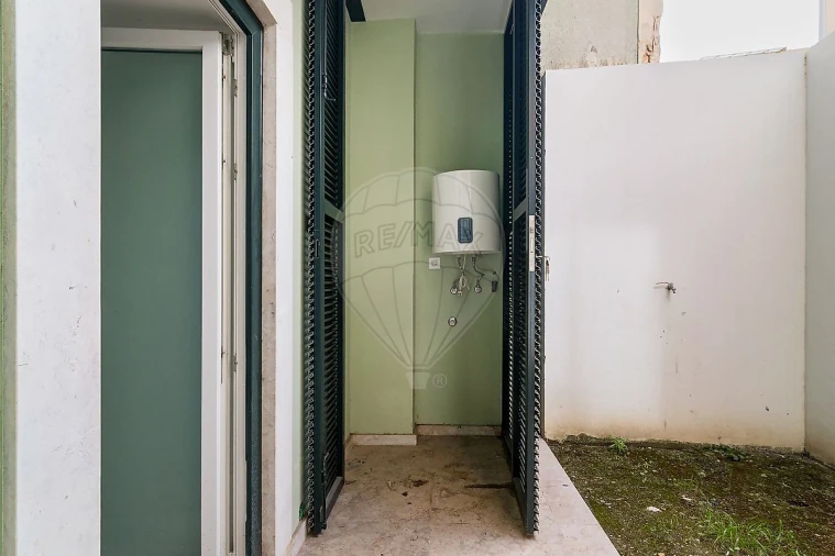 Loja para Arrendamento em Estrela Foto 14