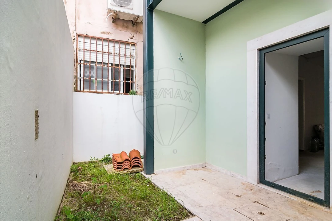 Loja para Arrendamento em Estrela Foto 12