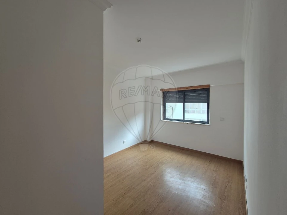 Apartamento T3 para Venda em Encosta do Sol Foto 12