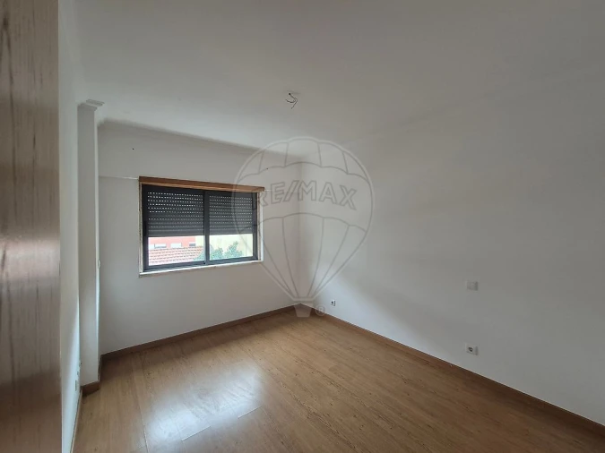 Apartamento T3 para Venda em Encosta do Sol Foto 11