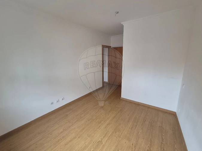 Apartamento T3 para Venda em Encosta do Sol Foto 13