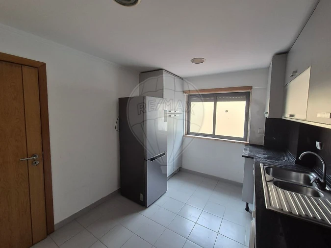 Apartamento T3 para Venda em Encosta do Sol Foto 3