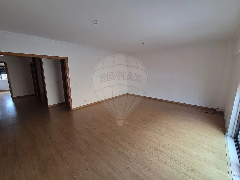 Apartamento T3 para Venda em Encosta do Sol Foto 1