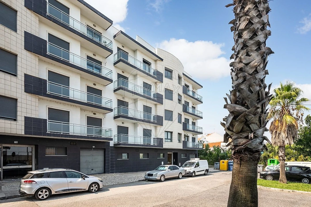 Apartamento T4 para Venda em Póvoa de Santa Iria e Forte da Casa Foto 37